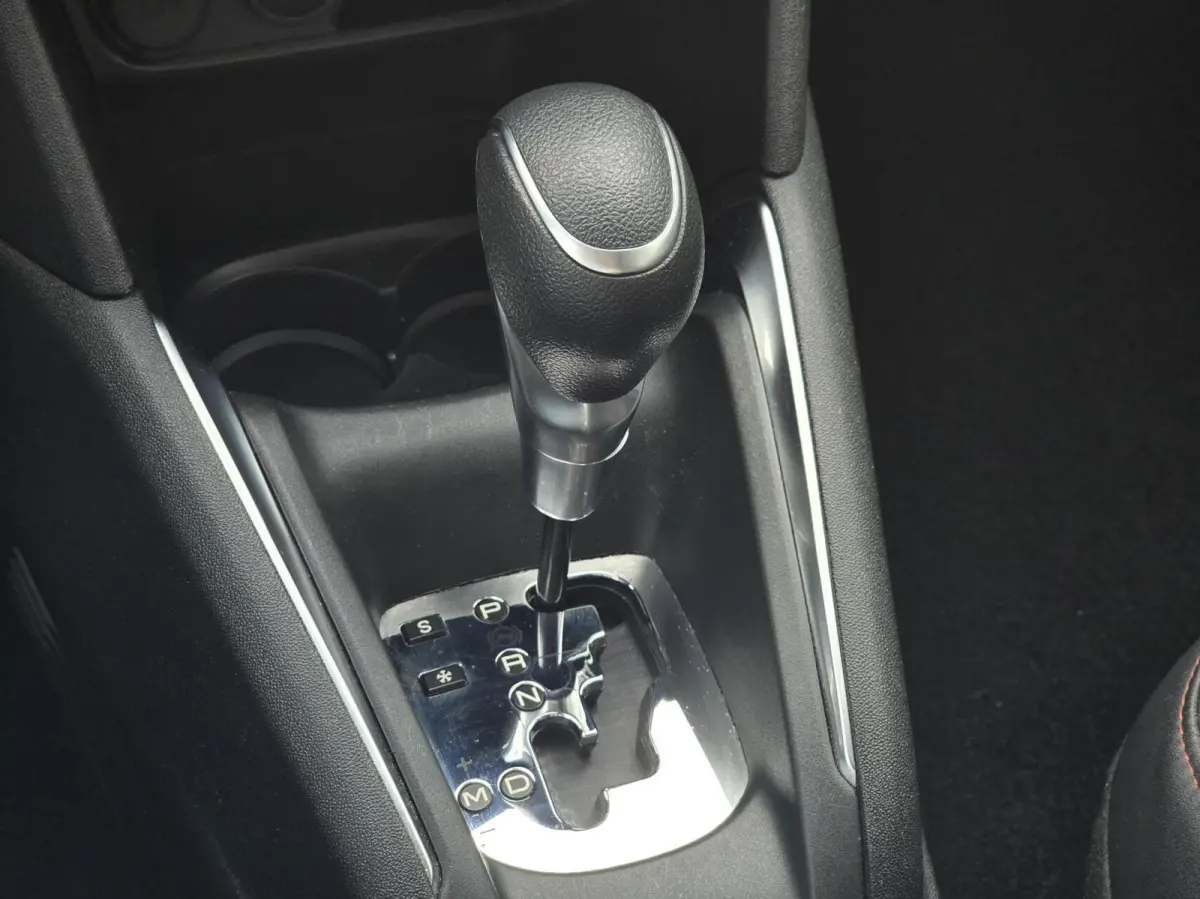 1.2 PureTech GT-Line Automaat Navi/Carplay/LMV