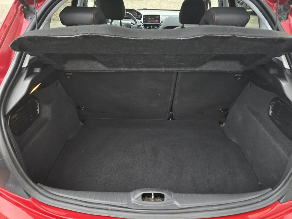 1.2 PureTech GT-Line Automaat Navi/Carplay/LMV