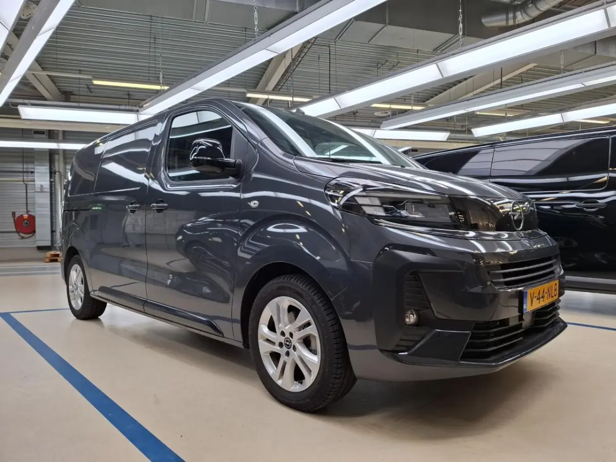 Electric L2 75 kWh | 11 kW boordlader | Comfort Pakket | Elektrisch bedienbare en verwarmde buitenspiegels