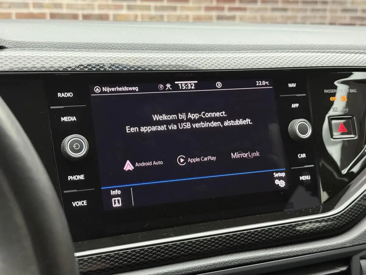 1.0 TSI Life Business