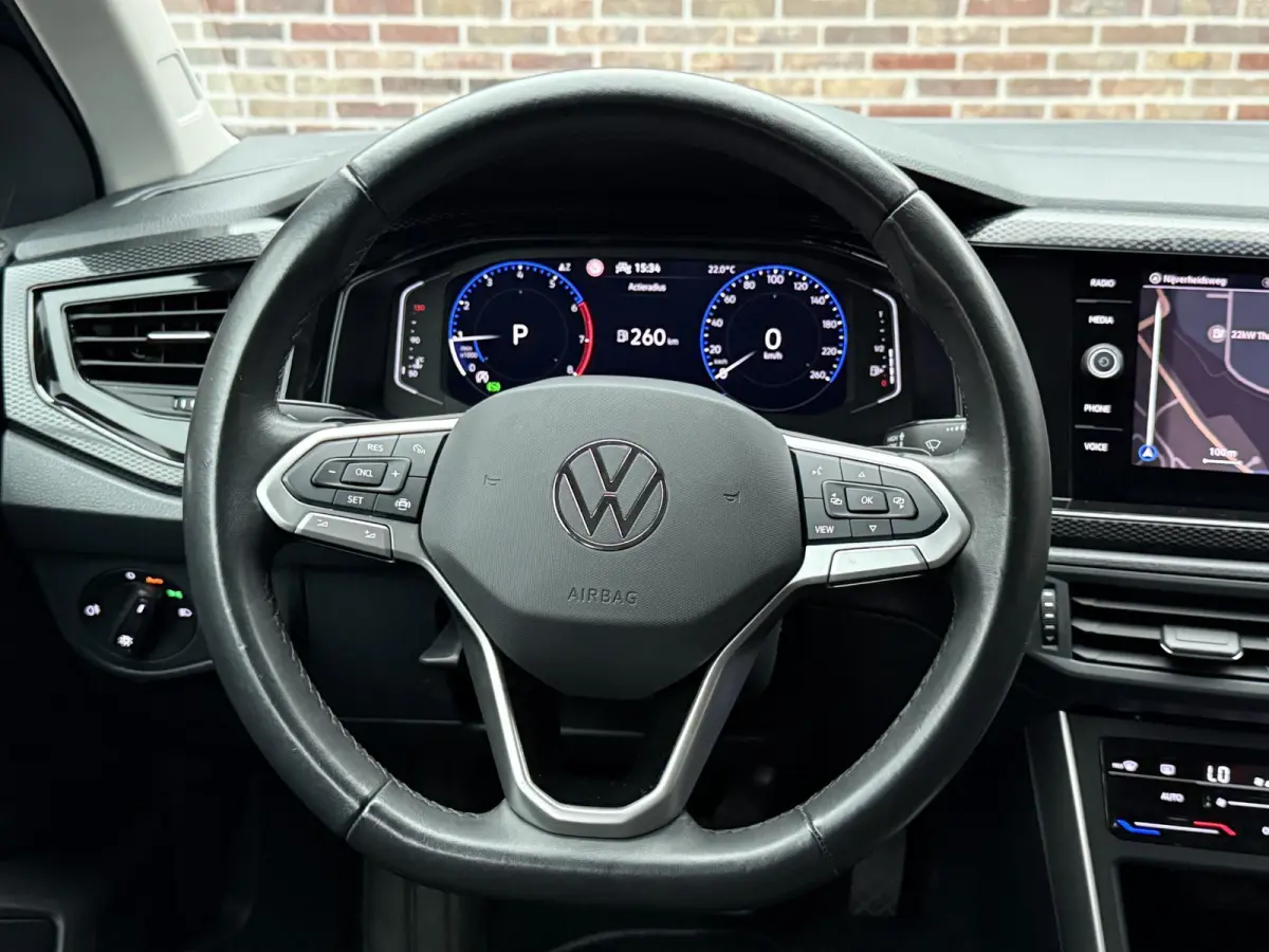 1.0 TSI Life Business