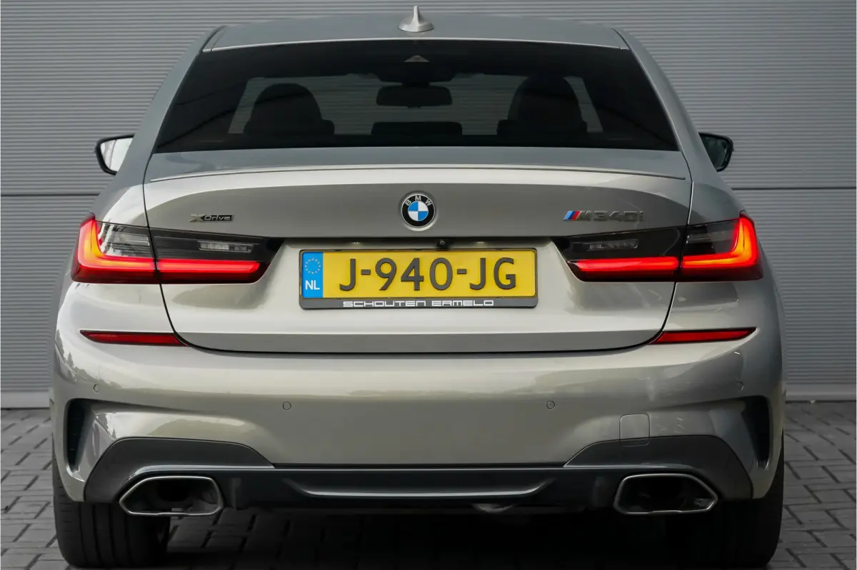 M340i xDrive Schuifdak LASER ACC Individual H/K 1e Eig