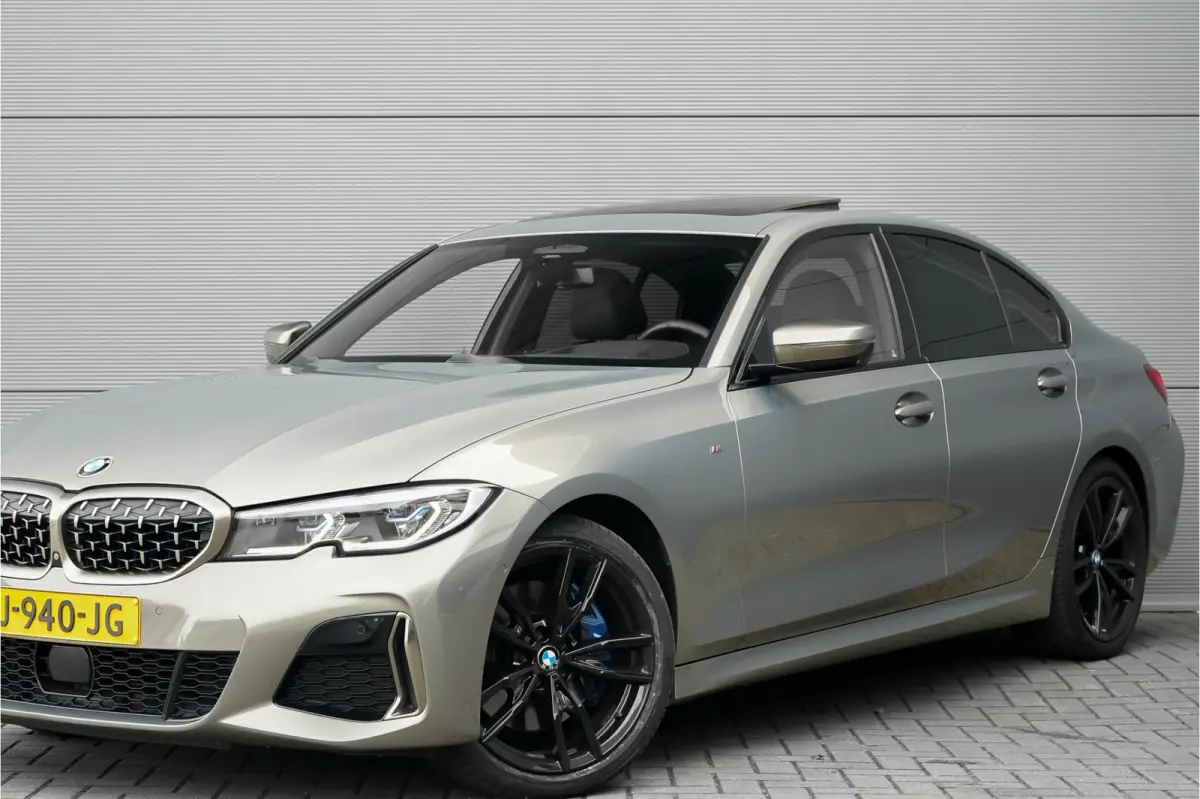 M340i xDrive Schuifdak LASER ACC Individual H/K 1e Eig