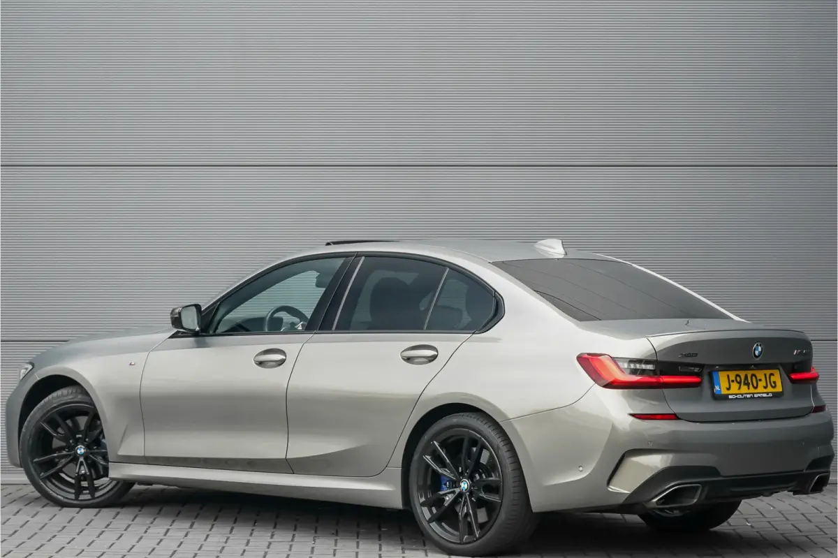 M340i xDrive Schuifdak LASER ACC Individual H/K 1e Eig