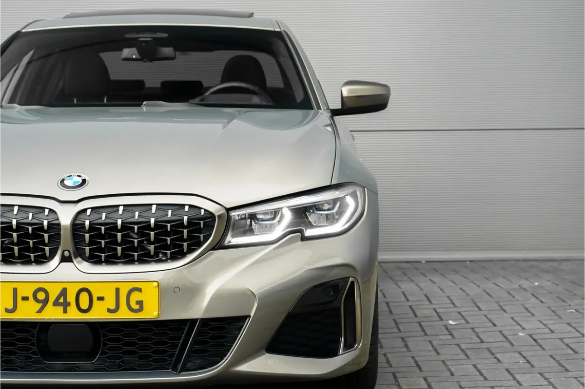 M340i xDrive Schuifdak LASER ACC Individual H/K 1e Eig
