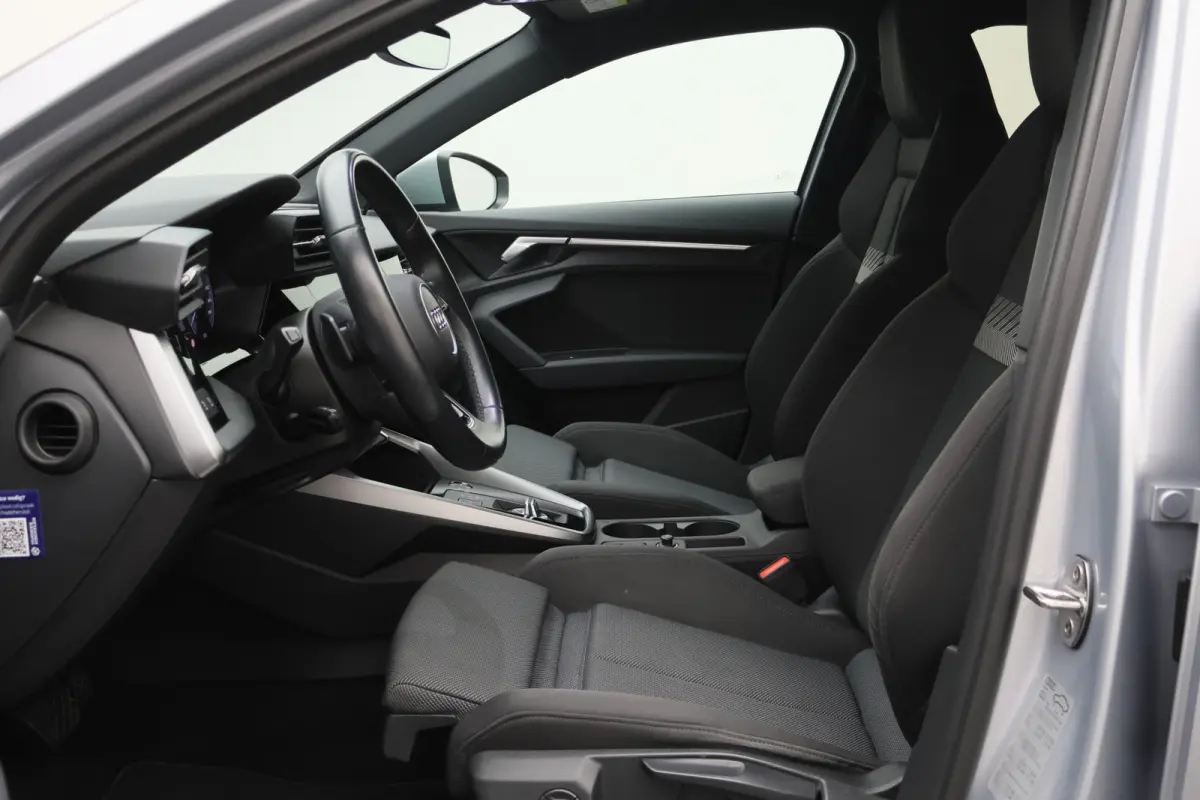 40 TFSI e Business edition Virtual Cockpit, Cruise, Trekhaak, Sportstoelen, Stoelverwarming, 17''