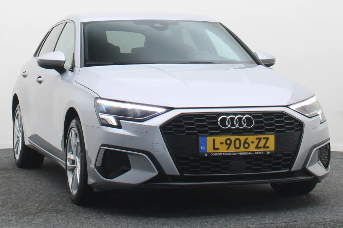 40 TFSI e Business edition Virtual Cockpit, Cruise, Trekhaak, Sportstoelen, Stoelverwarming, 17''