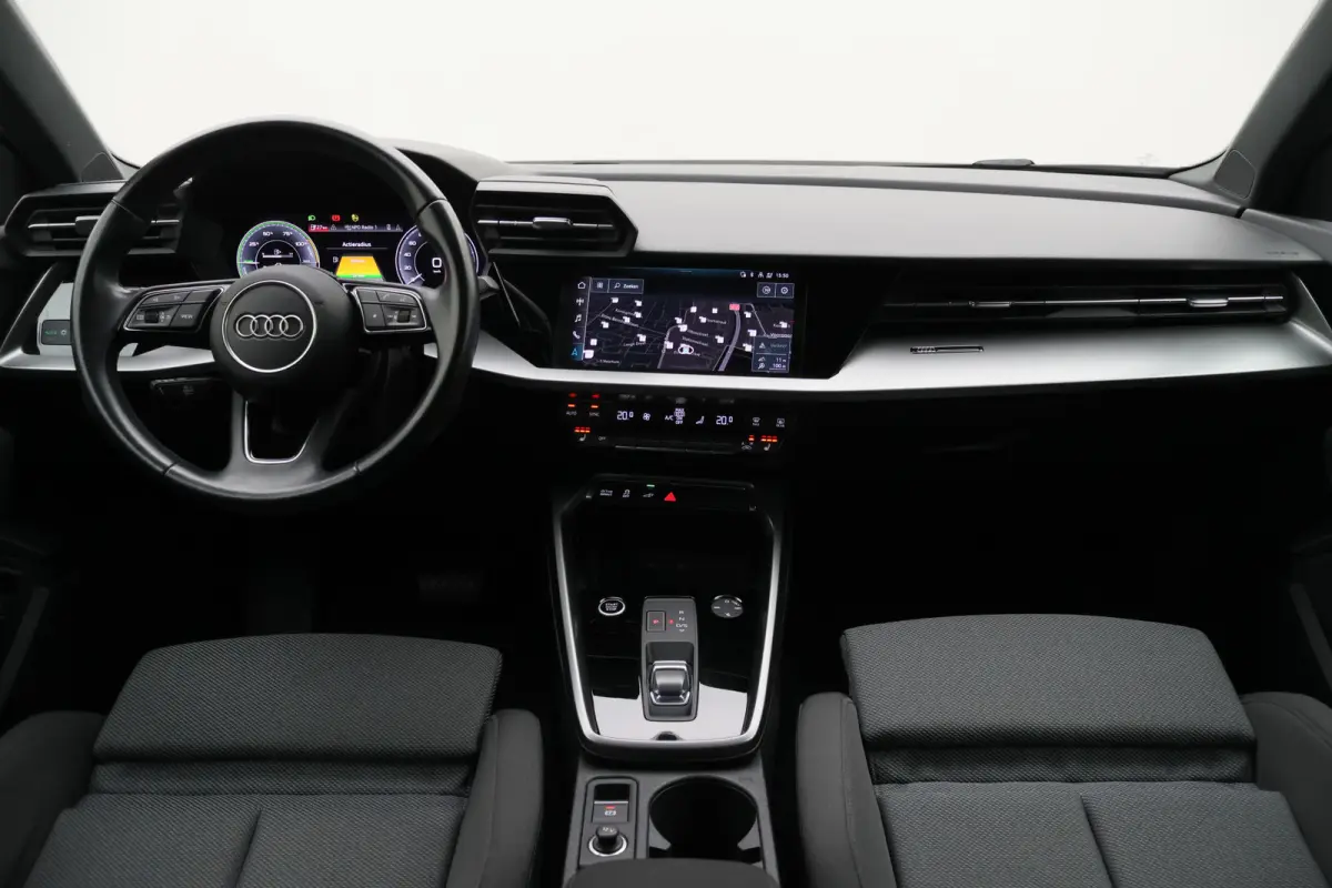 40 TFSI e Business edition Virtual Cockpit, Cruise, Trekhaak, Sportstoelen, Stoelverwarming, 17''
