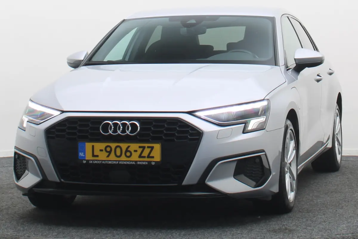 40 TFSI e Business edition Virtual Cockpit, Cruise, Trekhaak, Sportstoelen, Stoelverwarming, 17''