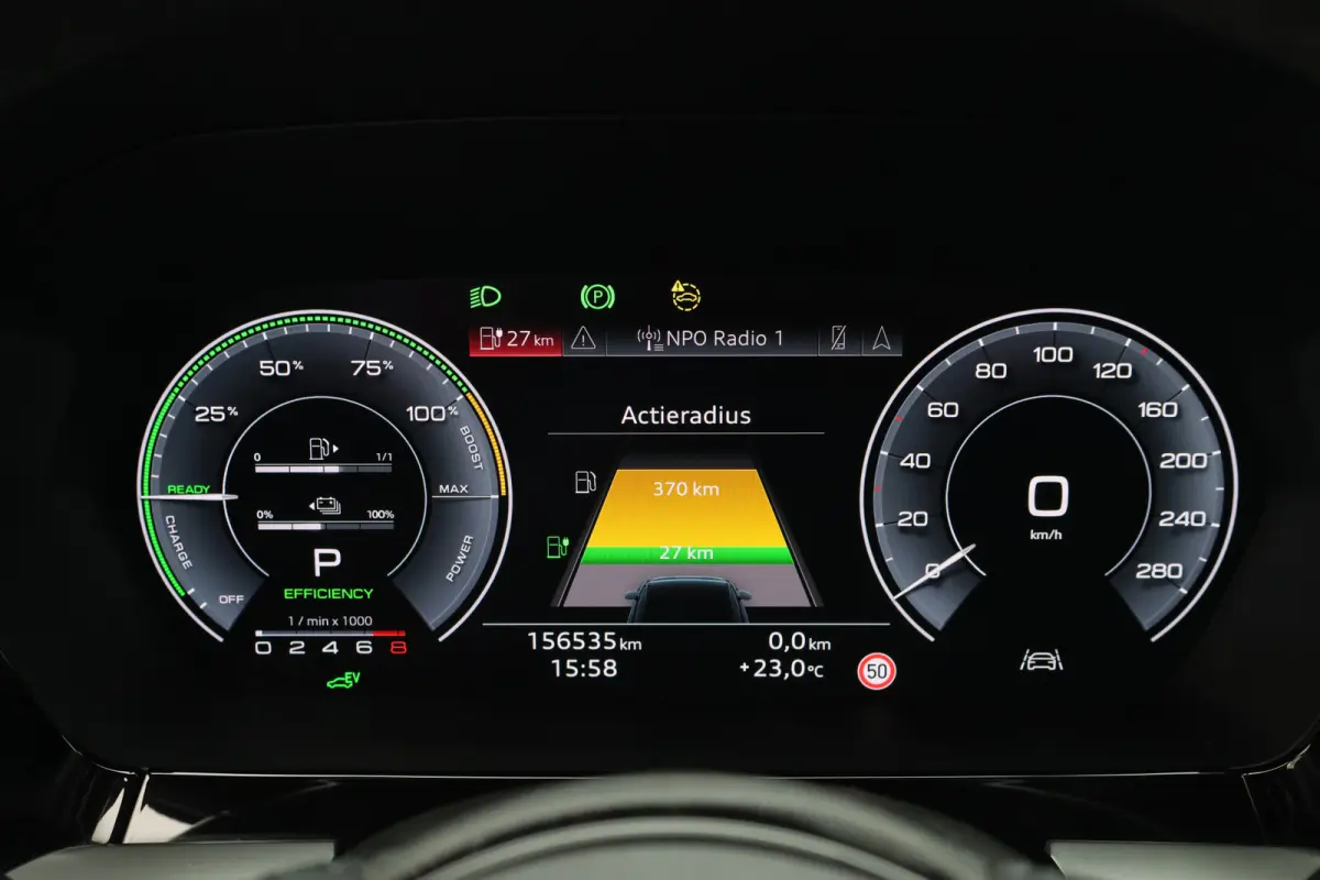 40 TFSI e Business edition Virtual Cockpit, Cruise, Trekhaak, Sportstoelen, Stoelverwarming, 17''