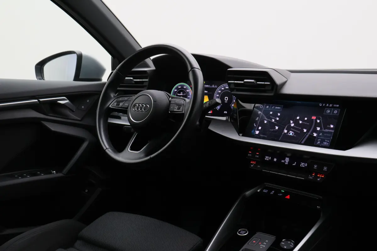 40 TFSI e Business edition Virtual Cockpit, Cruise, Trekhaak, Sportstoelen, Stoelverwarming, 17''