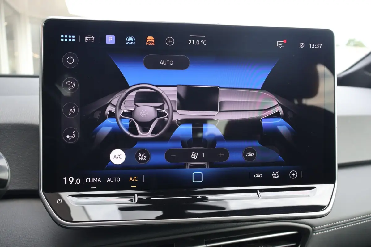 170pk Pure Oranje Edition 52 kWh | SoH 98% | Carplay | Adaptive Cruise | PDC | DAB Radio