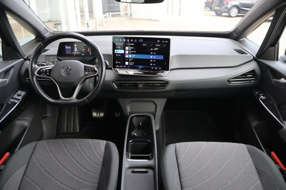 170pk Pure Oranje Edition 52 kWh | SoH 98% | Carplay | Adaptive Cruise | PDC | DAB Radio