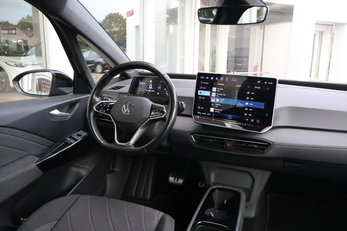 170pk Pure Oranje Edition 52 kWh | SoH 98% | Carplay | Adaptive Cruise | PDC | DAB Radio