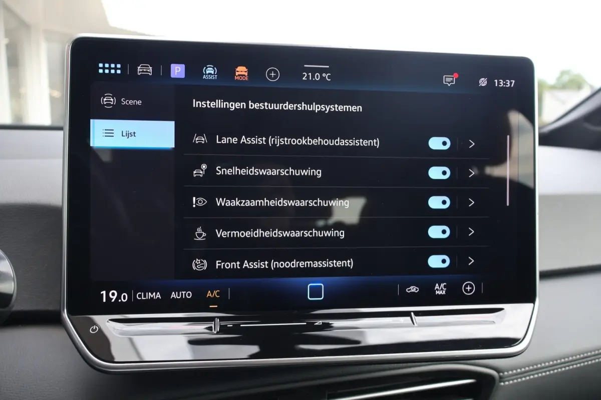 170pk Pure Oranje Edition 52 kWh | SoH 98% | Carplay | Adaptive Cruise | PDC | DAB Radio