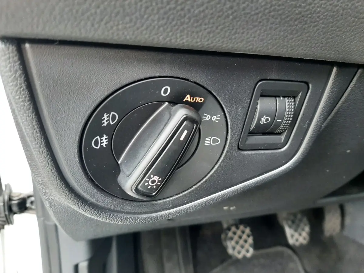 1.0 TSI camera clima cruise