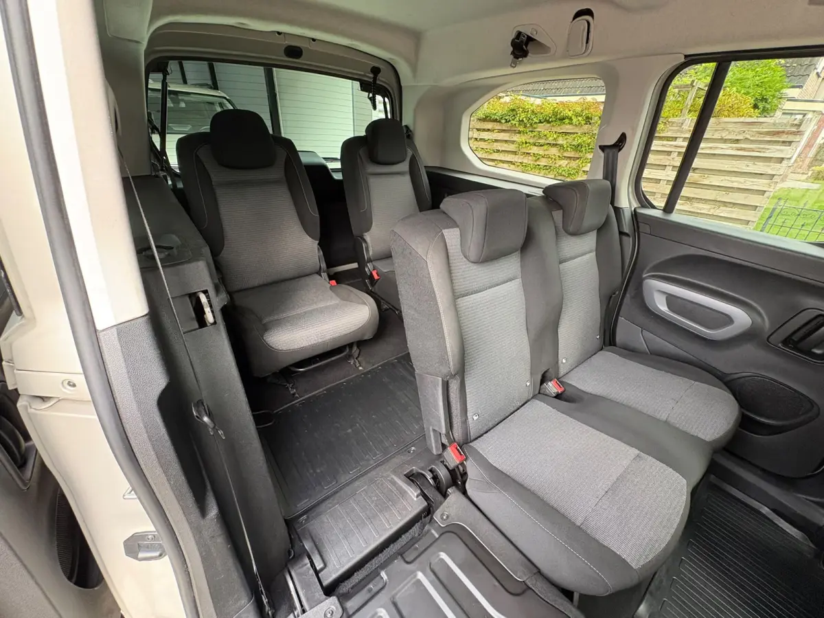 L2 Executive 1.2 Turbo 7 PERSOONS AUTOMAAT