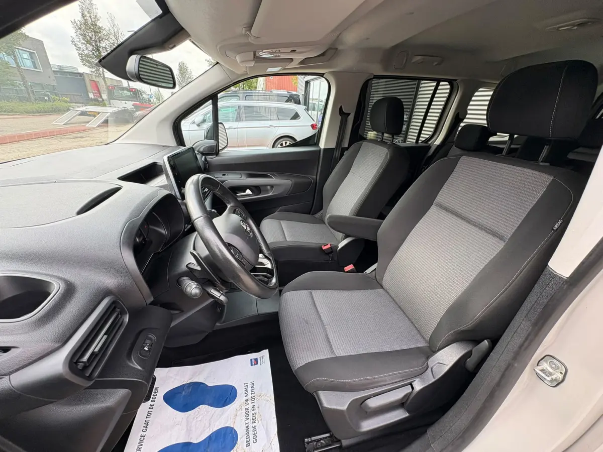 L2 Executive 1.2 Turbo 7 PERSOONS AUTOMAAT