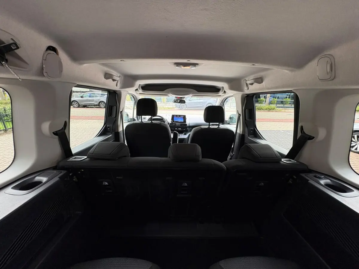 L2 Executive 1.2 Turbo 7 PERSOONS AUTOMAAT