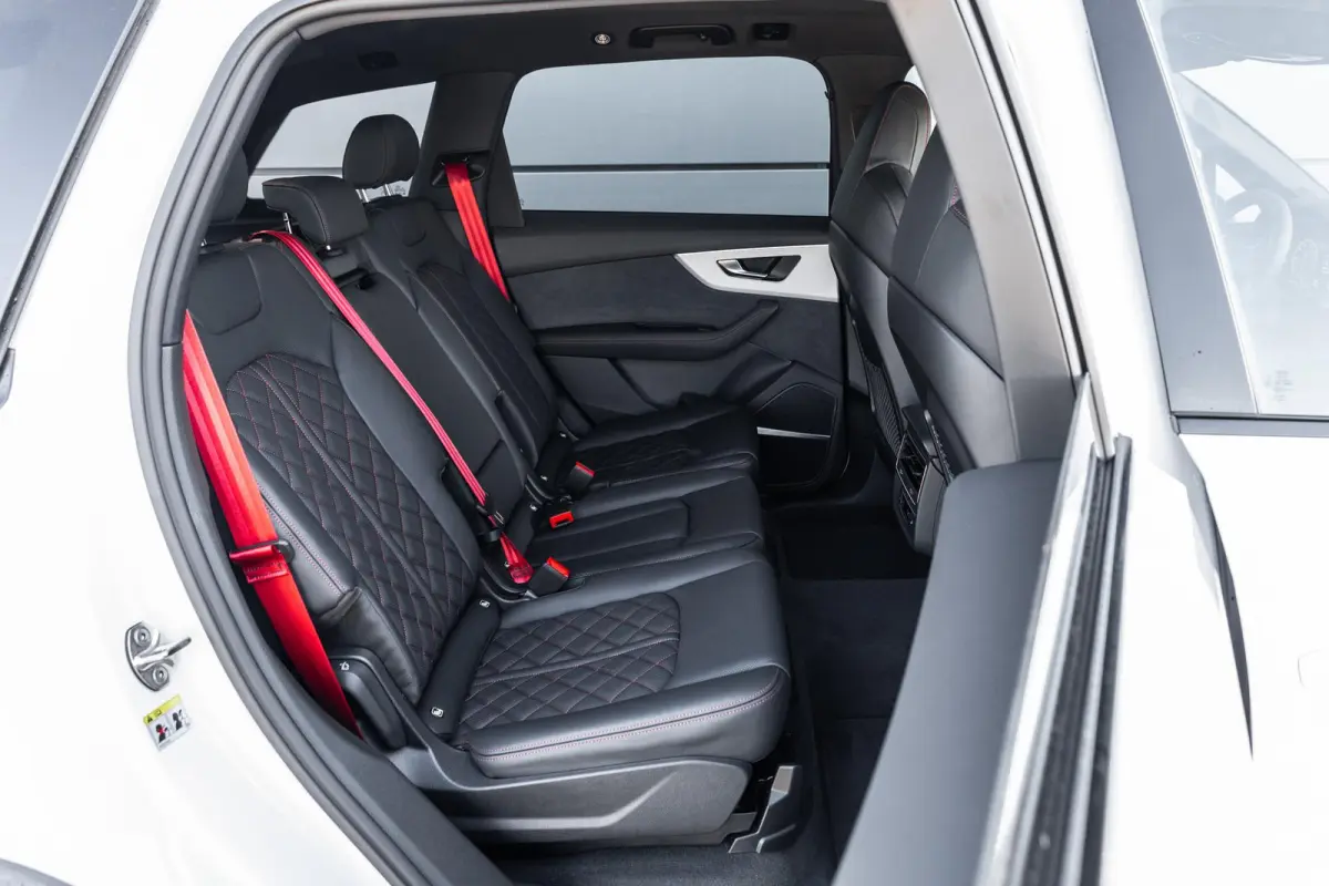 55 TFSIe 394pk quattro Pro Line S | Panoramadak | Head-up | Trekhaak | Massage | B&O