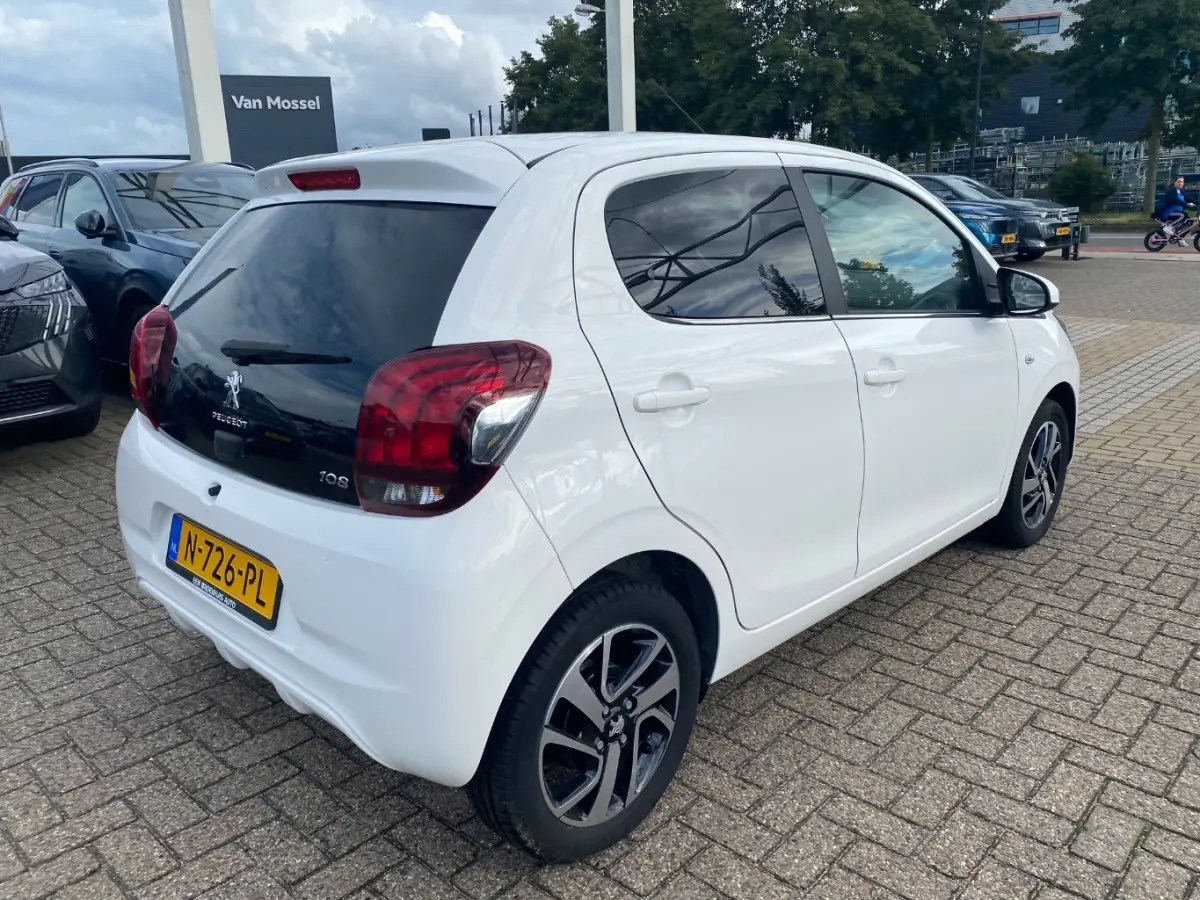 1.0 e-VTi Allure | 1e Eigenaar | Dealeronderhouden | Achteruitrijcamera | Navigatie by App | Climate Control | !!
