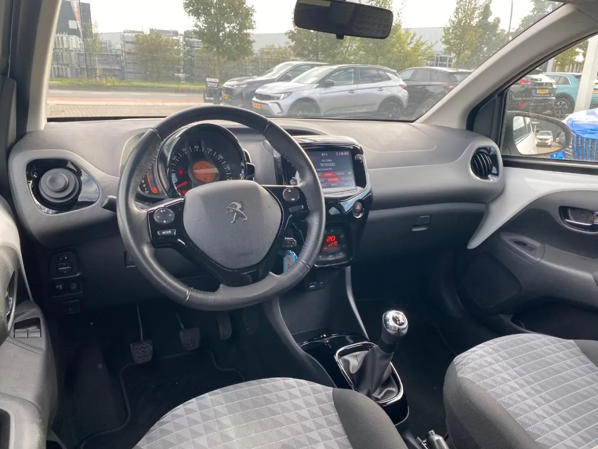 1.0 e-VTi Allure | 1e Eigenaar | Dealeronderhouden | Achteruitrijcamera | Navigatie by App | Climate Control | !!