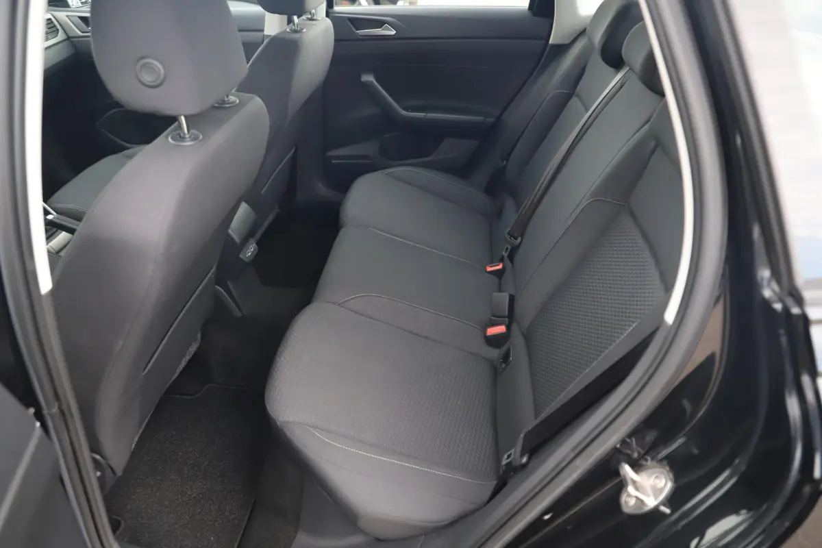 1.0 TSI Comfortline 95PK NAP Navigatie Carplay Android Adaptive Cruise LED Elektrische Ramen