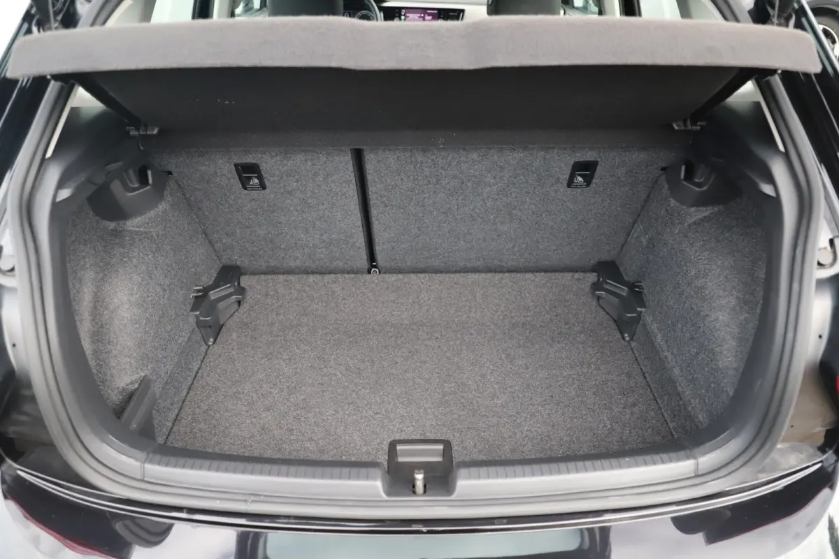1.0 TSI Comfortline 95PK NAP Navigatie Carplay Android Adaptive Cruise LED Elektrische Ramen