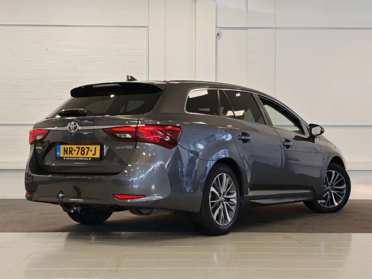 1.8 VVT-i Lease Pro Automaat Trekhaak Xenon