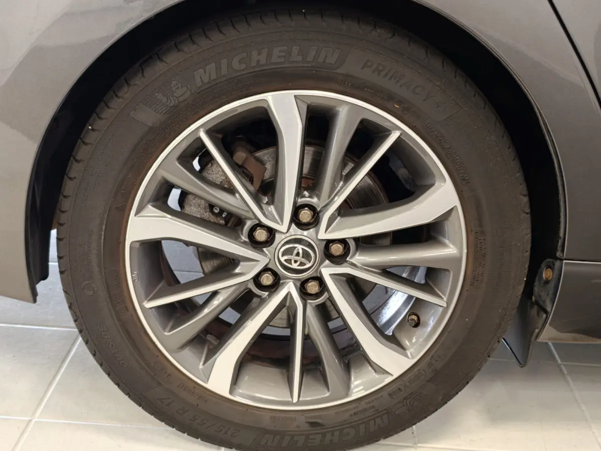 1.8 VVT-i Lease Pro Automaat Trekhaak Xenon