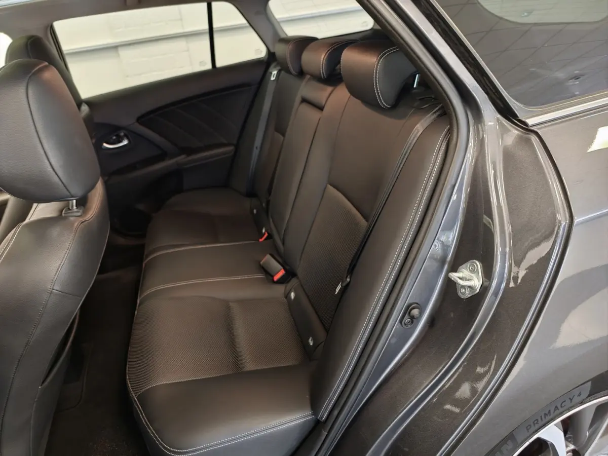 1.8 VVT-i Lease Pro Automaat Trekhaak Xenon