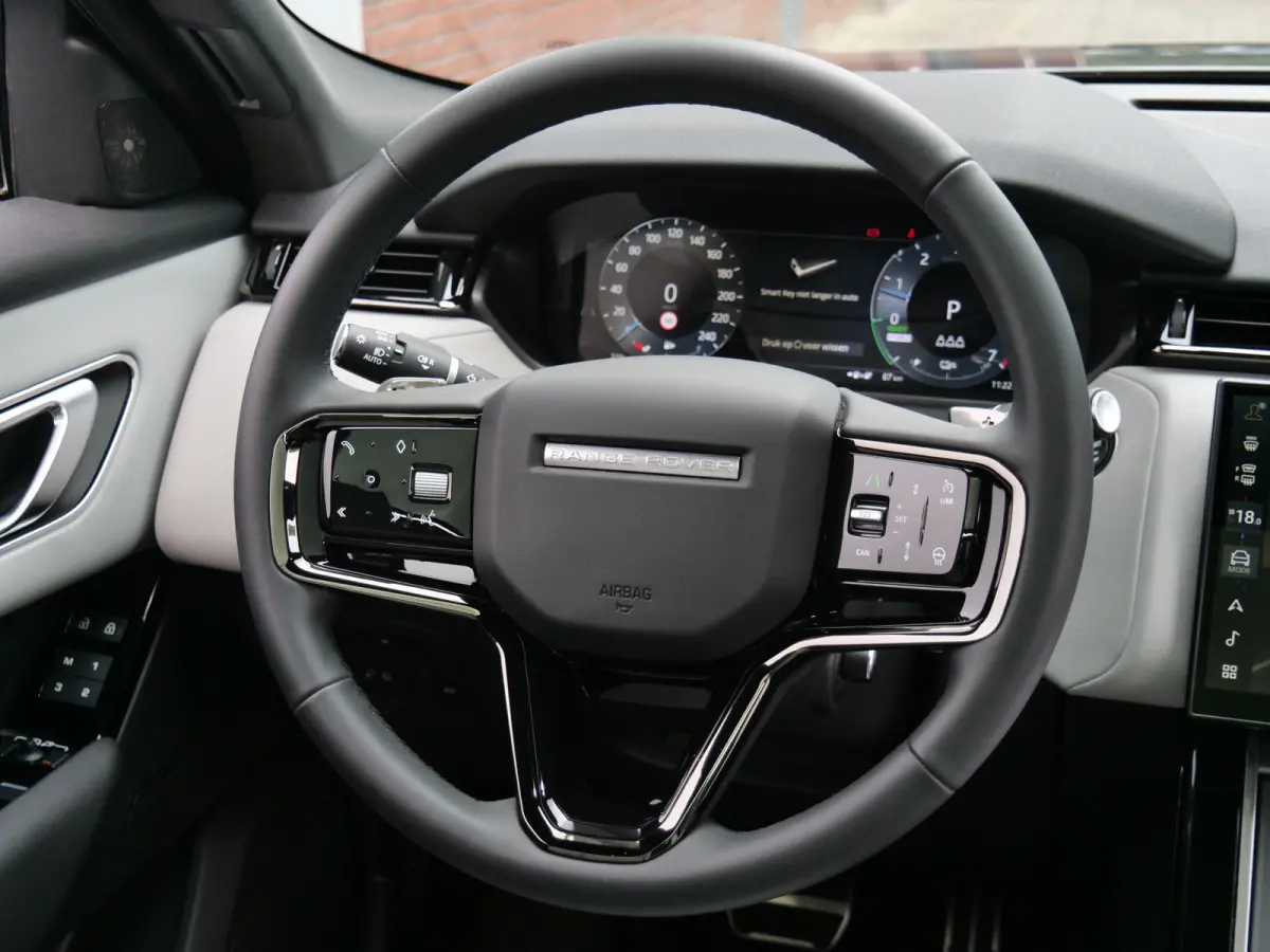 2.0 P400e AWD Dynamic PHEV 404 Pk Automaat Leder / Pano-dak / Camera