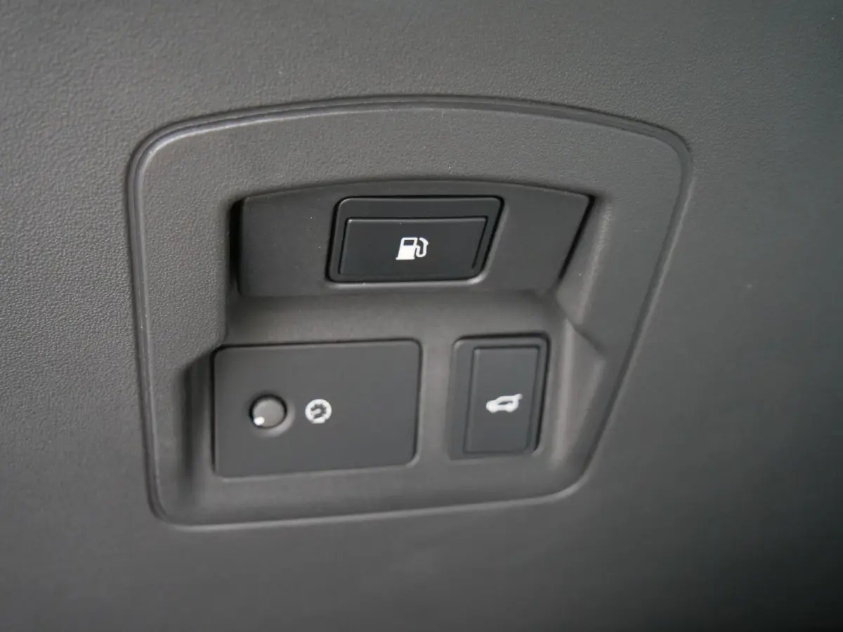 2.0 P400e AWD Dynamic PHEV 404 Pk Automaat Leder / Pano-dak / Camera