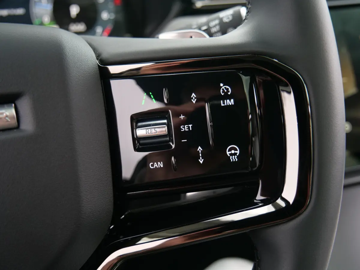 2.0 P400e AWD Dynamic PHEV 404 Pk Automaat Leder / Pano-dak / Camera