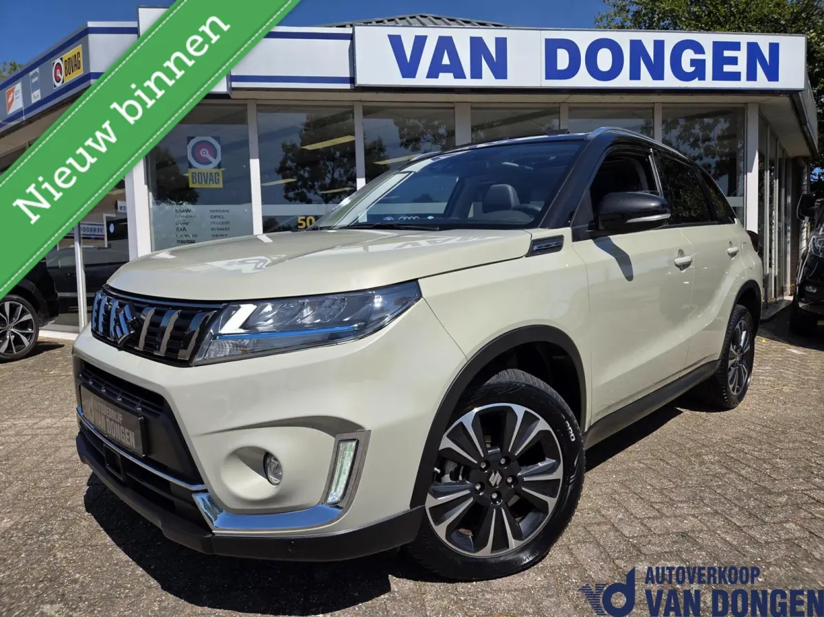 1.5 Hybrid Style Automaat | Panorama / Full Options | 7.500 KM!