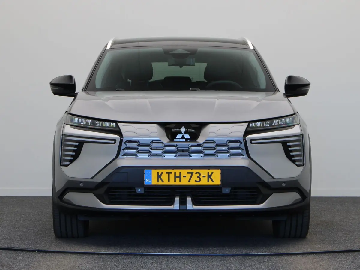 Instyle 87 kWh | 20" LMV | Lederen bekleding | Elektrisch verstelbare stoelen | Elektrische achterklep | Stoel, stuur en voorruitverwarming | 360 camera |