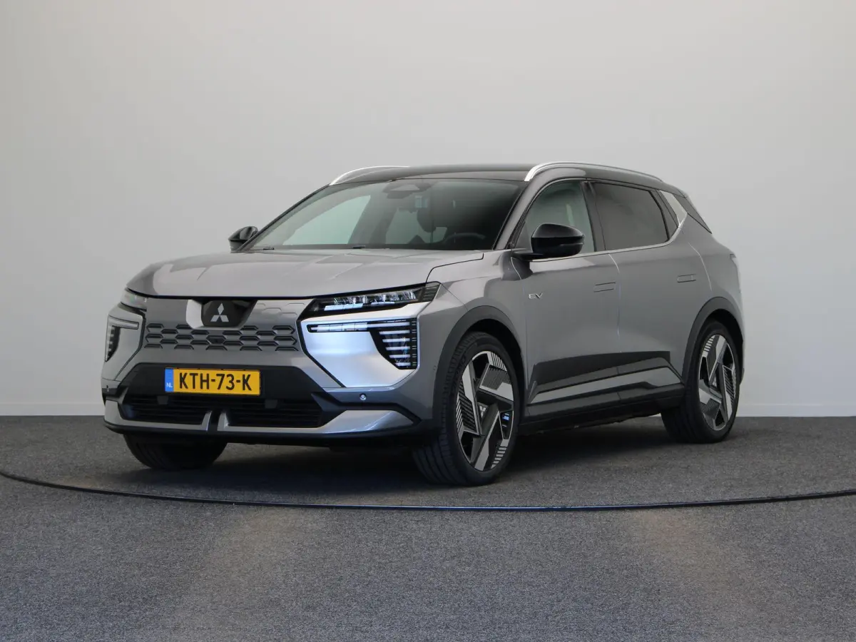 Instyle 87 kWh | 20" LMV | Lederen bekleding | Elektrisch verstelbare stoelen | Elektrische achterklep | Stoel, stuur en voorruitverwarming | 360 camera |