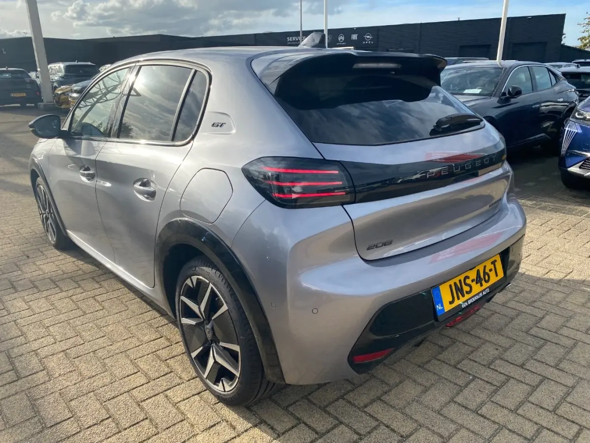 1.2 Hybrid 110 e-DCS6 GT Unieke KM-Stand! Tot 8 Jaar Garantie! | Navigatie | 360 Camera | Dodehoek-Detectie | Climate Control | !!