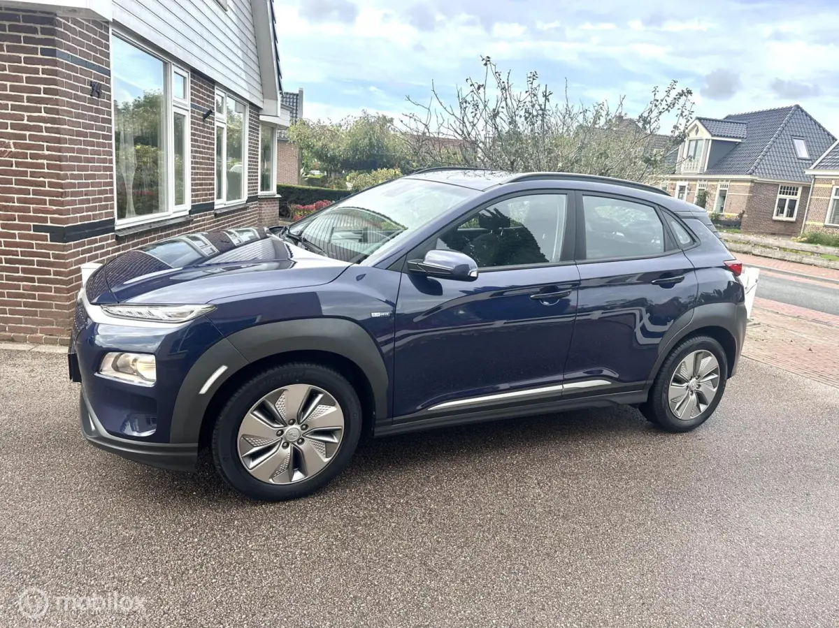EV Comfort Smart 64 kWh 3-FASE SNELLADEN SOH 100% WARMTEPOMP CARPLAY ACHTERUITRIJ CAMERA NETTE AUTO!!