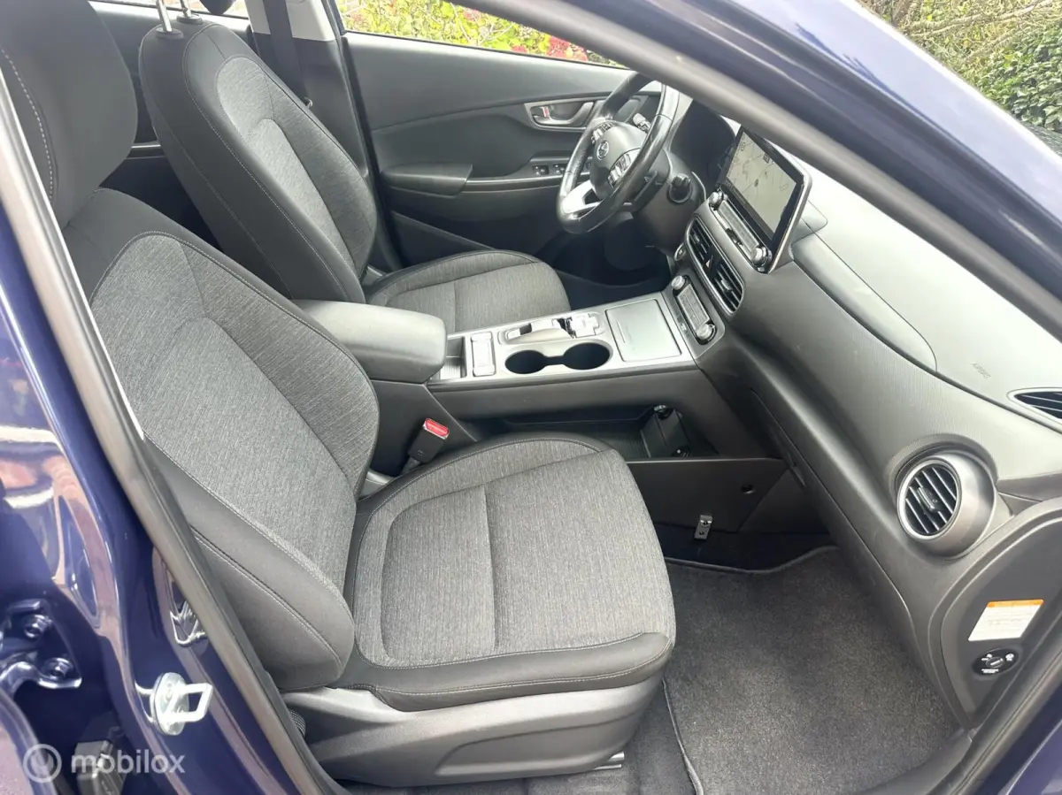 EV Comfort Smart 64 kWh 3-FASE SNELLADEN SOH 100% WARMTEPOMP CARPLAY ACHTERUITRIJ CAMERA NETTE AUTO!!