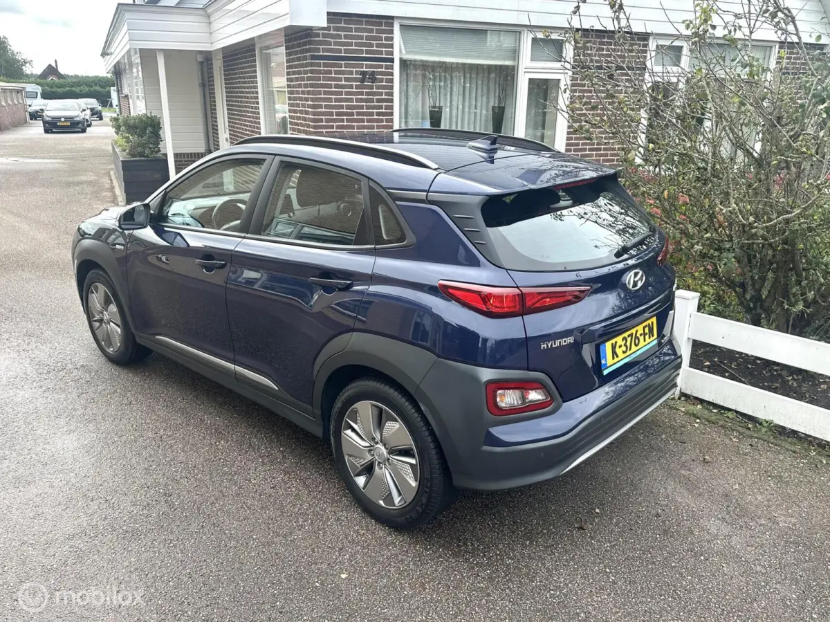 EV Comfort Smart 64 kWh 3-FASE SNELLADEN SOH 100% WARMTEPOMP CARPLAY ACHTERUITRIJ CAMERA NETTE AUTO!!