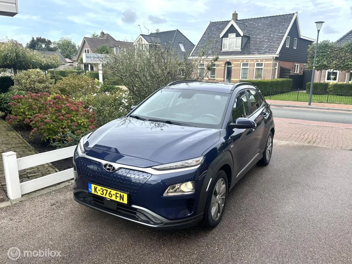 EV Comfort Smart 64 kWh 3-FASE SNELLADEN SOH 100% WARMTEPOMP CARPLAY ACHTERUITRIJ CAMERA NETTE AUTO!!