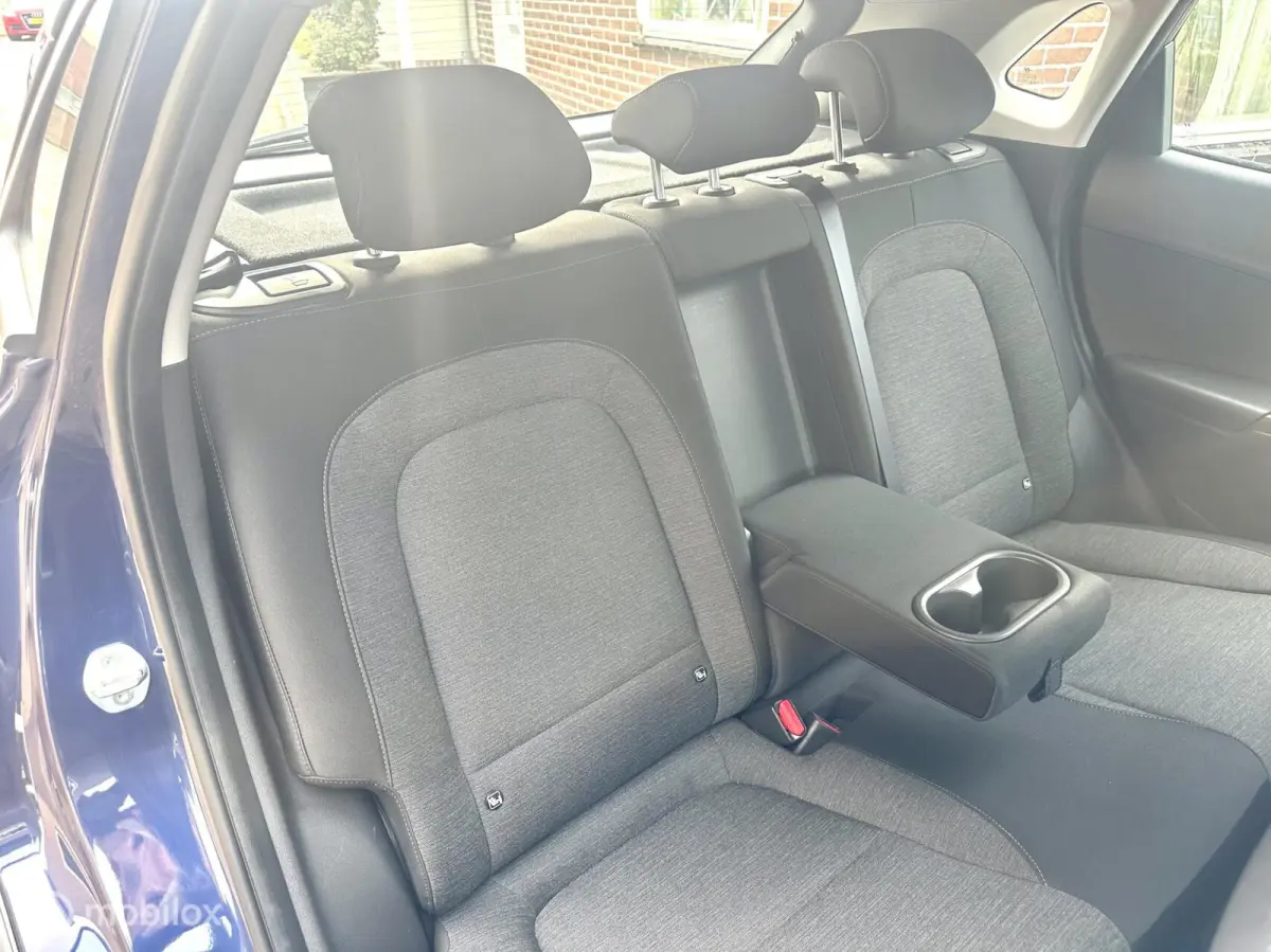 EV Comfort Smart 64 kWh 3-FASE SNELLADEN SOH 100% WARMTEPOMP CARPLAY ACHTERUITRIJ CAMERA NETTE AUTO!!