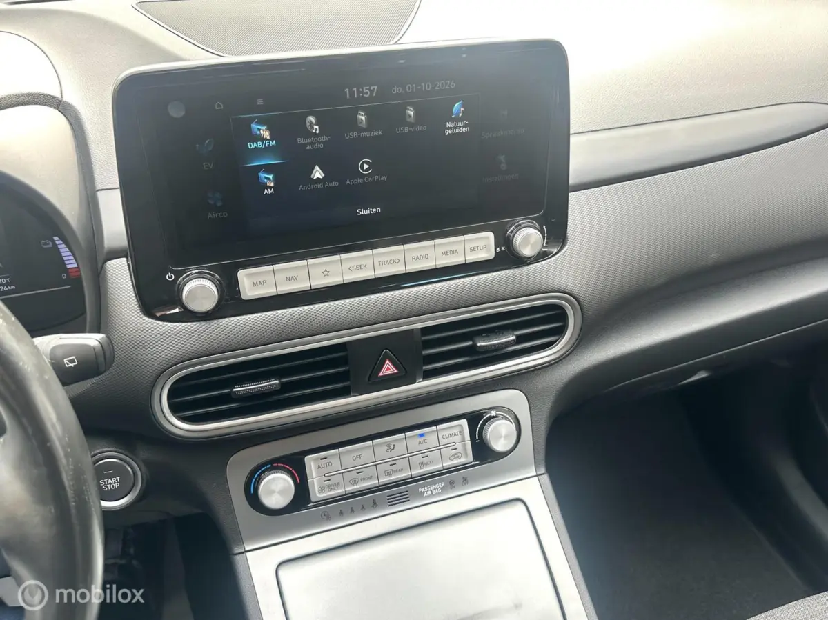 EV Comfort Smart 64 kWh 3-FASE SNELLADEN SOH 100% WARMTEPOMP CARPLAY ACHTERUITRIJ CAMERA NETTE AUTO!!