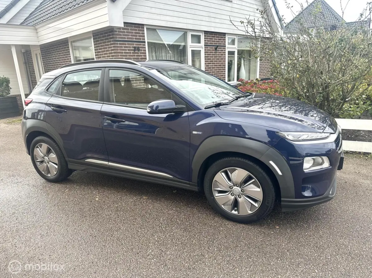 EV Comfort Smart 64 kWh 3-FASE SNELLADEN SOH 100% WARMTEPOMP CARPLAY ACHTERUITRIJ CAMERA NETTE AUTO!!
