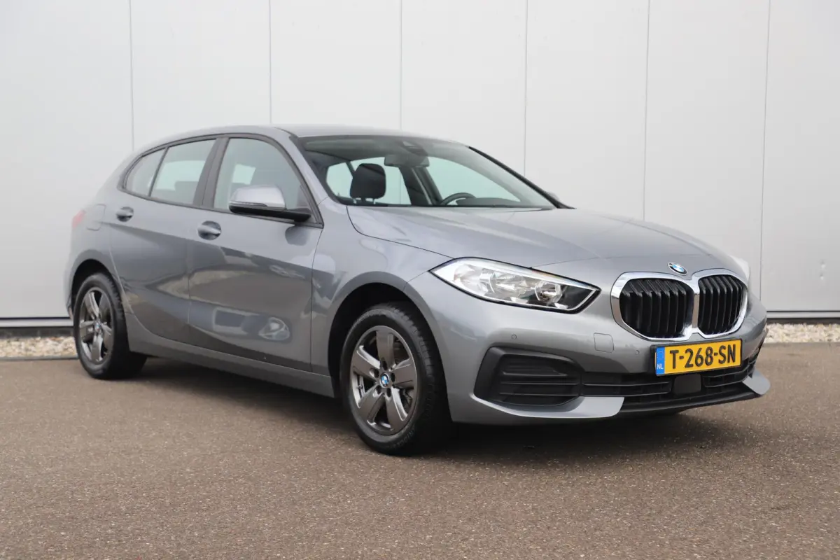118i 136PK Automaat Navigatie Draadloos Carplay Climate Cruise Control Parkeersensor