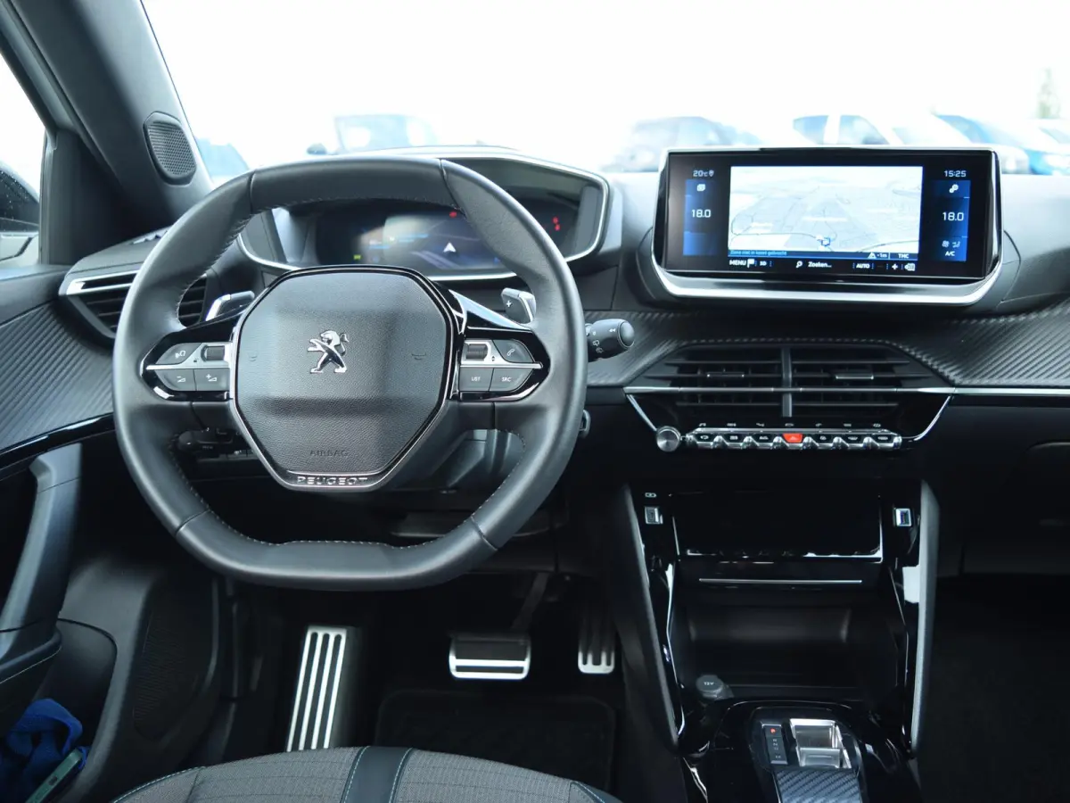 1.2 PureTech Allure Pack | AUTOMAAT | 130 PK | NAVI | CRUISE CONTROL | PARKEERSENSOREN MET CAMERA | CLIMATE CONTROL | 25.716 KM