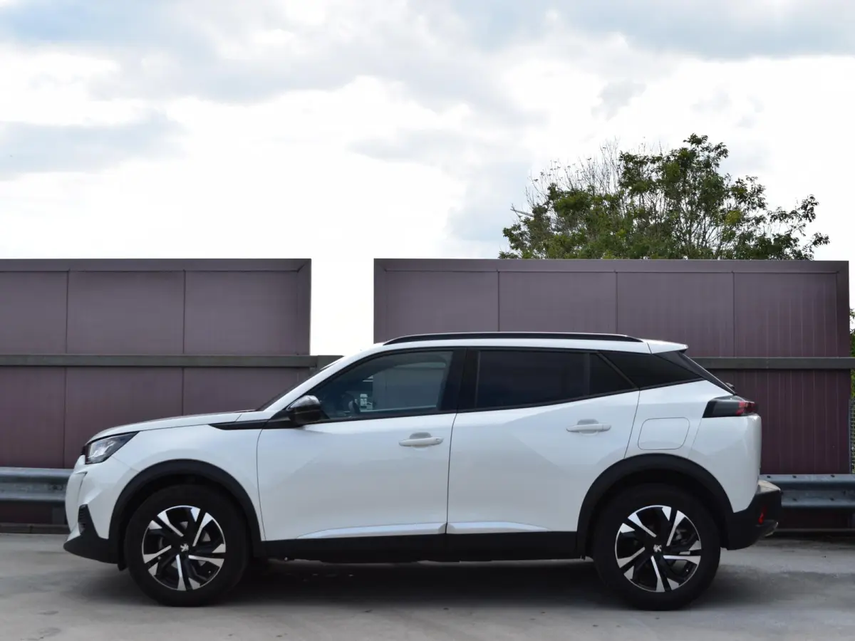 1.2 PureTech Allure Pack | AUTOMAAT | 130 PK | NAVI | CRUISE CONTROL | PARKEERSENSOREN MET CAMERA | CLIMATE CONTROL | 25.716 KM