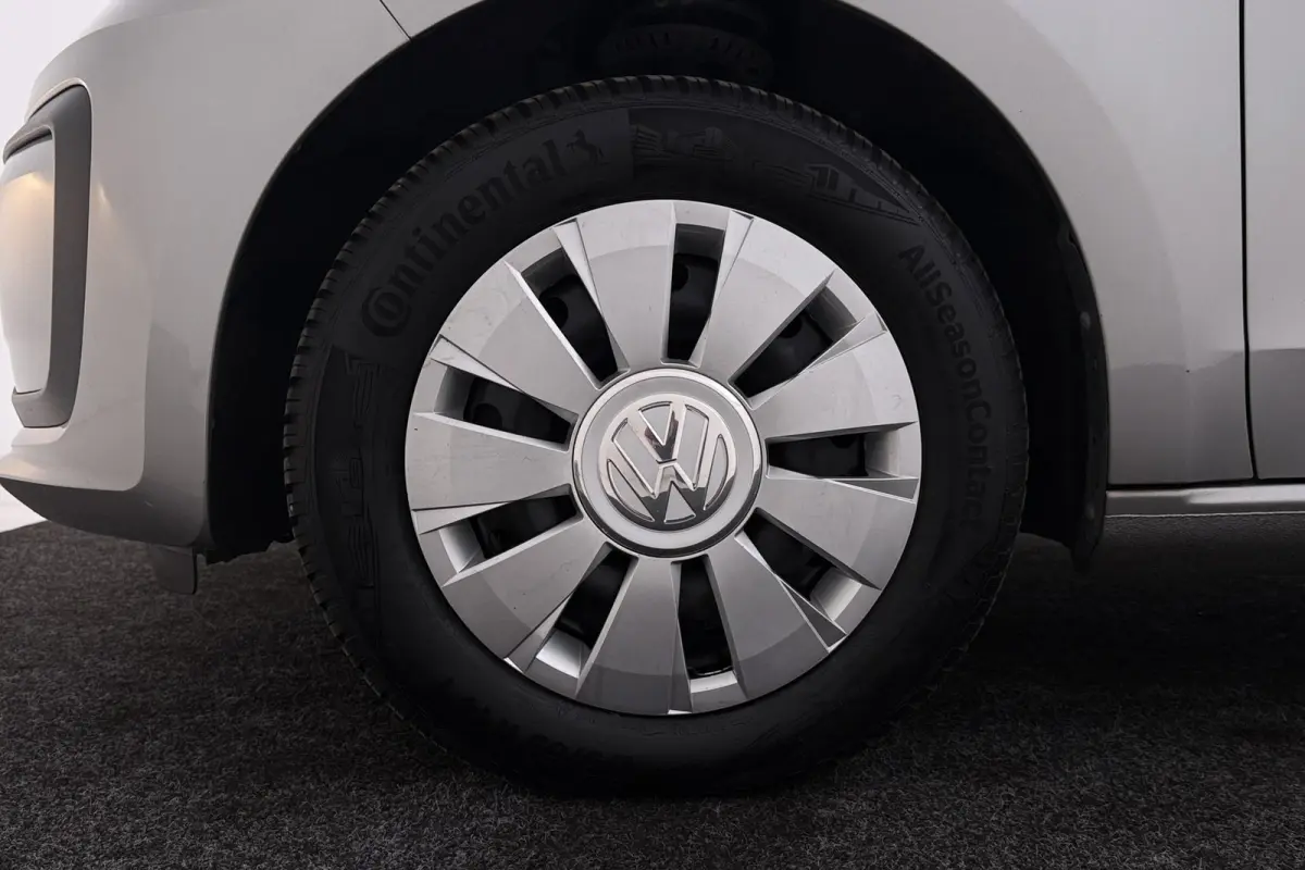 Up! 1.0 BMT move up! | Org NL | Airco | Dealer Ond. | Navigatie Via Telefoon | Bluetooth | 104.000 KM! |