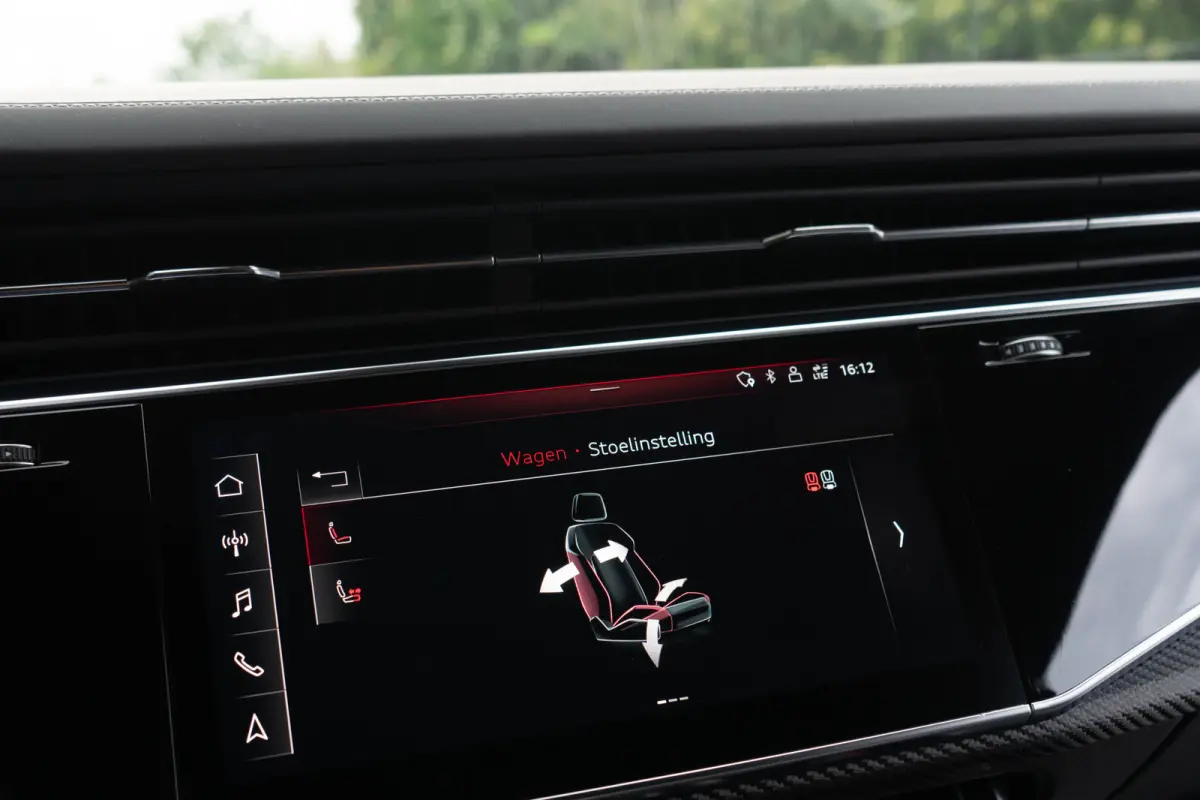 55 TFSI Quattro / ABT Aero Exterieur/ 23 Inch/ Standkachel/ Bang & Olufsen Sound System/ Panoramadak/ 250kW (340PK)